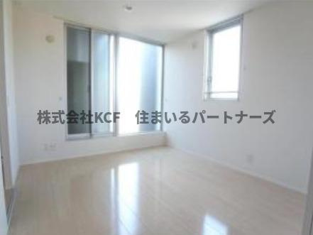 ミカハウスⅢの洋室|明るい洋室です