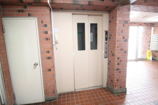 【その他共用部分】 | 日々の生活に欠かせないエレベーターを完備♪