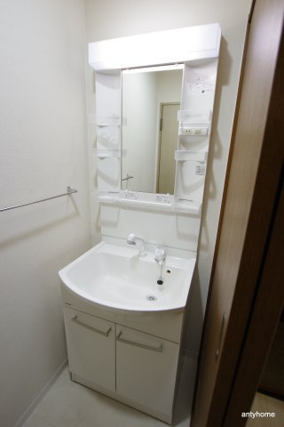 CALLING Osaka Hommachi　仲介手数料無料の洗面所