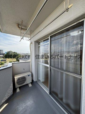 【バルコニー】 | パークインDX | バルコニー付きです