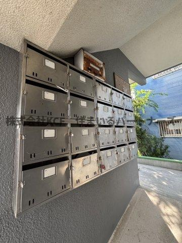 パークインDXのエントランス|建物の内部です