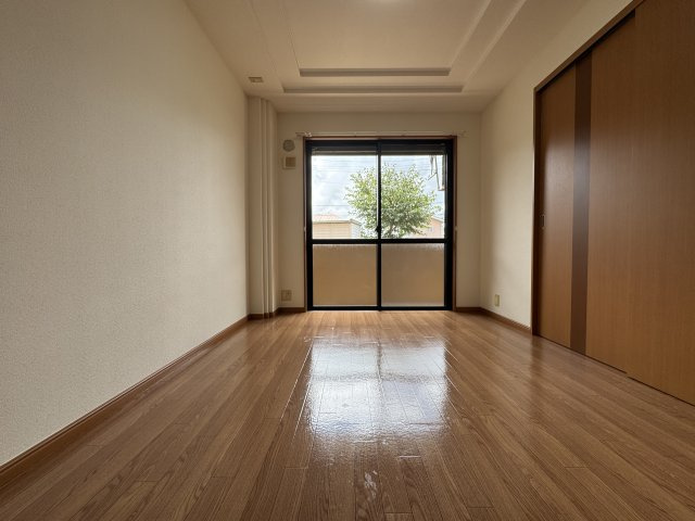 グレース・Ｋの子供部屋|南側洋室
