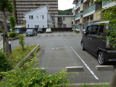 【駐車場】 | アクエルド上牧