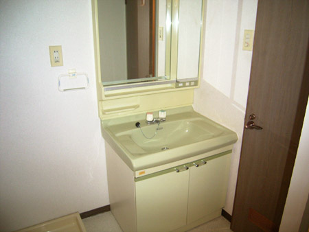 プローブ羽衣の洗面所|洗面所です