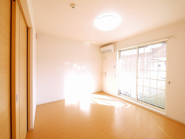 ジェルメ中山Ｂの洋室|使い勝手のいい洋室です