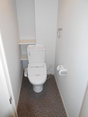 【トイレ】 | 落ち着いた色調のトイレです