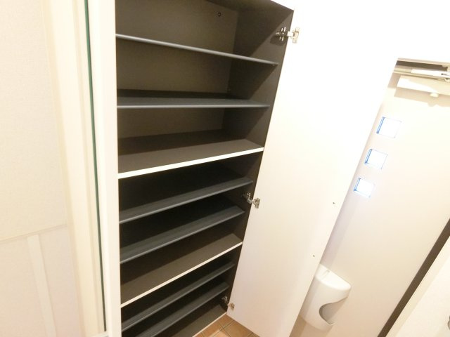 フィオーレ　くみのきの玄関