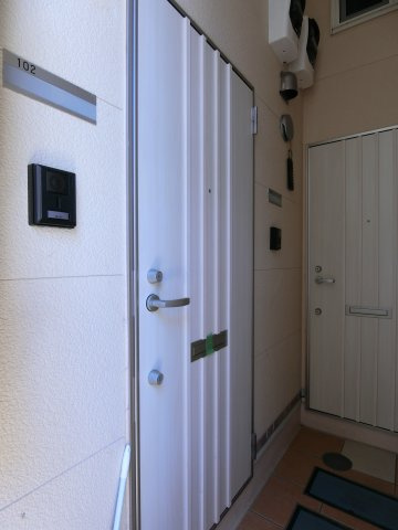 パークヴィレッジ日吉A棟の玄関