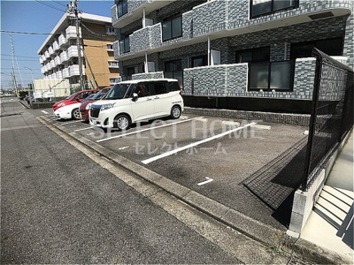 【駐車場】 | ＴＲＵＳＴＹ２１ | 駐車スペースもあります