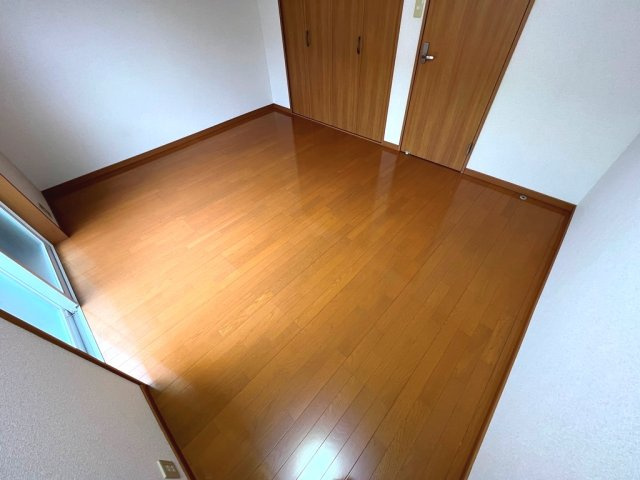 アヴァンティ Bの寝室
