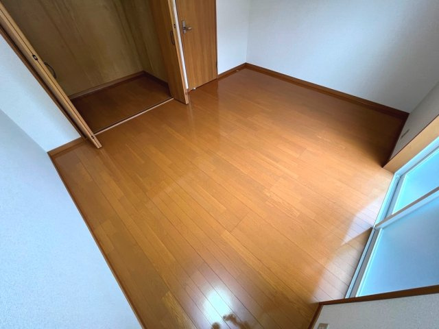 アヴァンティ Bの寝室
