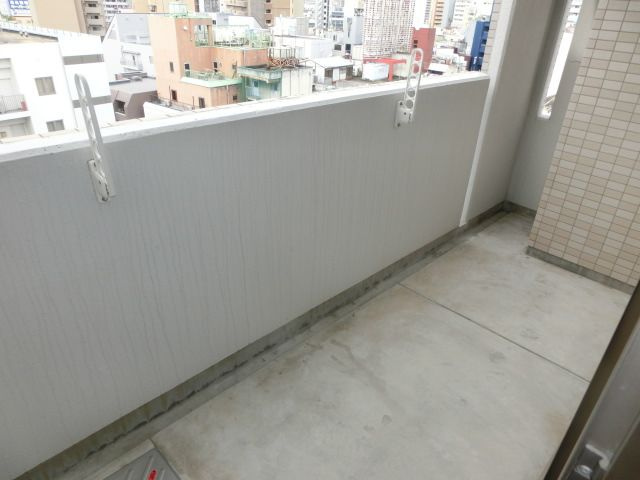 ファクトリーＮのバルコニー