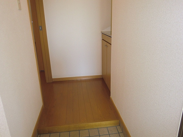 ナーシサスの玄関