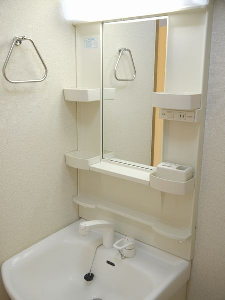 オー・エ・ヴァーレの独立洗面台