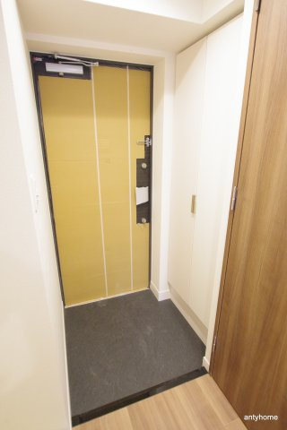 プレサンス天神橋筋六丁目ヴォワール　仲介手数料無料の玄関