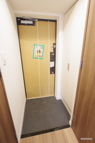 プレサンス天神橋筋六丁目ヴォワール　仲介手数料無料の玄関