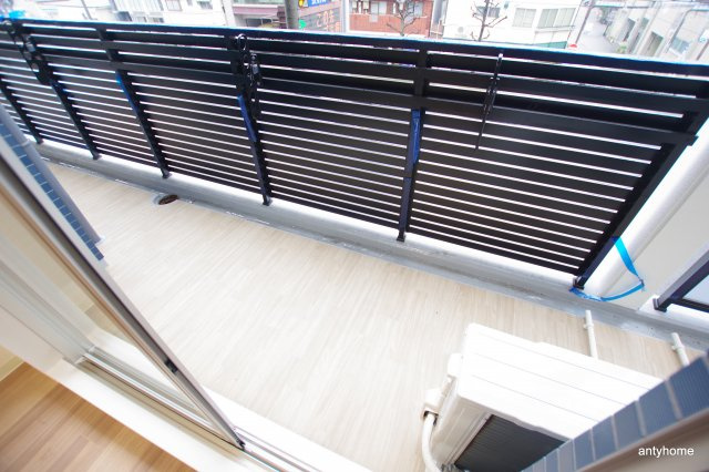 プレサンス天神橋筋六丁目ヴォワール　仲介手数料無料のバルコニー