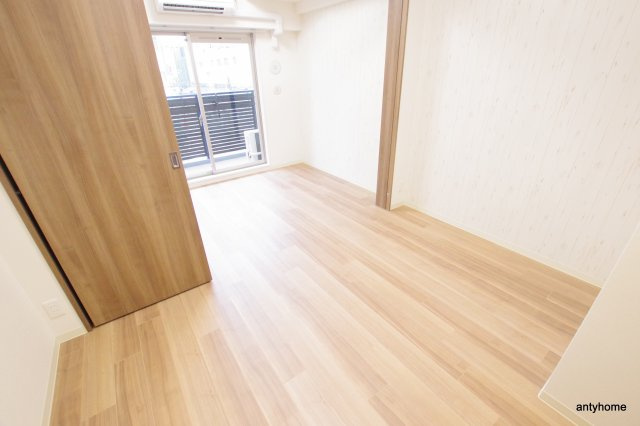 プレサンス天神橋筋六丁目ヴォワール　仲介手数料無料の寝室