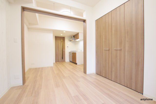 プレサンス天神橋筋六丁目ヴォワール　仲介手数料無料の居間・リビング