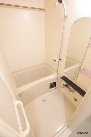 プレサンス天神橋筋六丁目ヴォワール　仲介手数料無料の浴室