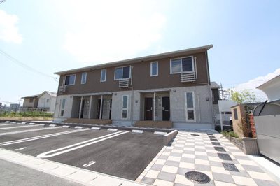 【駐車場】 | ソレアードすみれ野Ⅰ | 駐車場に車を止められます