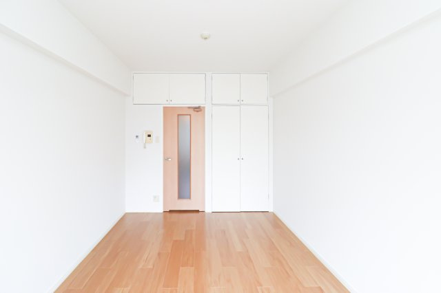 サヴォイステーション　9階の居間・リビング|別号室のものです。現状優先になります。