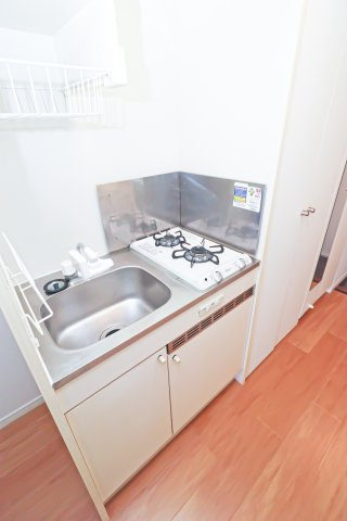 サヴォイステーション　9階のキッチン|別号室のものです。現状優先になります。