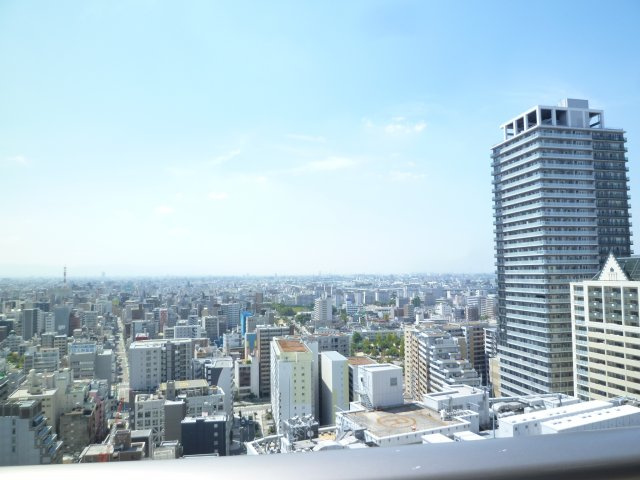 ローレルタワー難波の展望