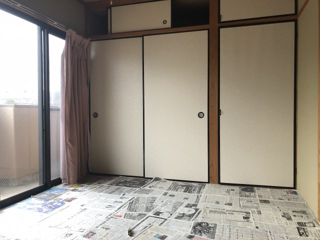 サンライズビルマンションの和室