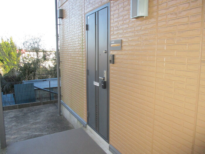 サフィールＢの玄関