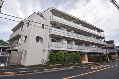 【外観】 | シェルゼ府中の森公園 | 近隣には公園も多く、緑豊かな環境です。