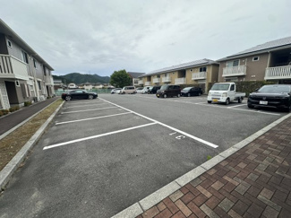 【駐車場】 | コンフォール・ヴィラA棟