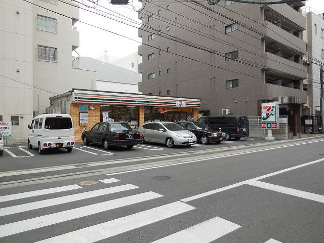 【駐車場】 | ノアーズアーク博多南 | セブンイレブン博多美野島１丁目まで131m