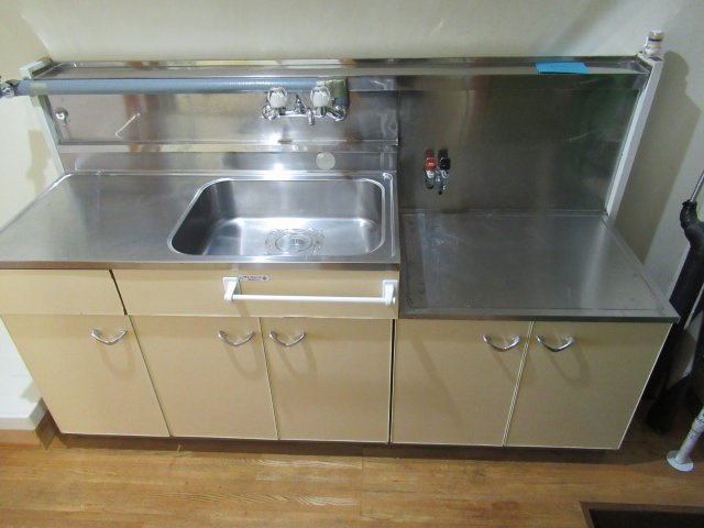山庄ビルのキッチン