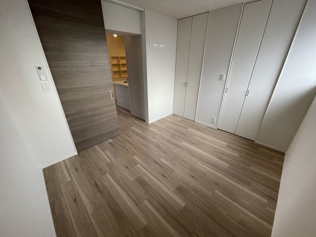 【洋室】