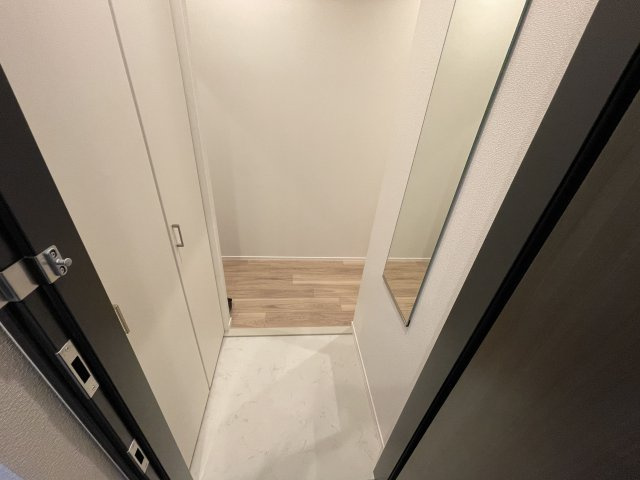 【玄関】