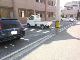 【駐車場】