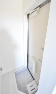 【玄関】 | シェンヌ千葉中央