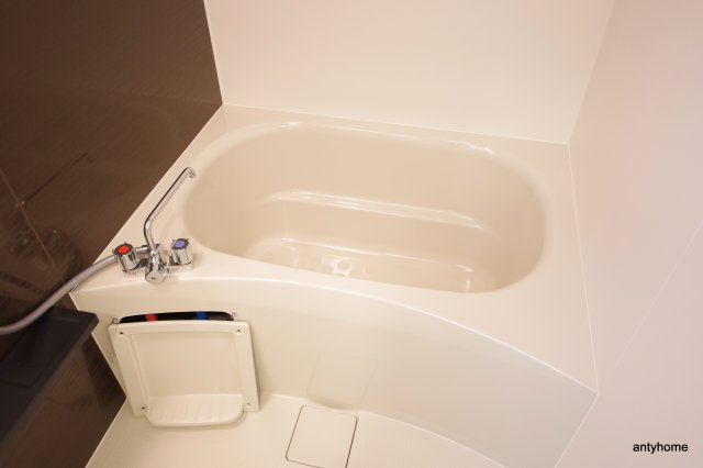 JPレジデンス大阪城東4　仲介手数料無料の浴室