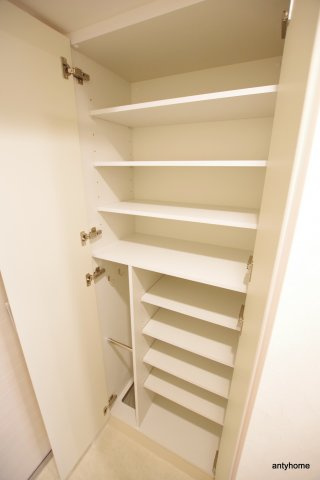 JPレジデンス大阪城東4　仲介手数料無料の収納