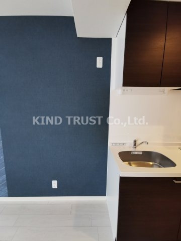 モダンアパートメント梅田NORTHのキッチン|お料理しやすいキッチンです