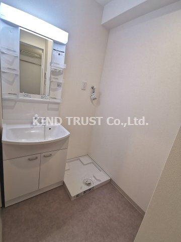 モダンアパートメント梅田NORTHの洗面所|使いやすい洗面所です