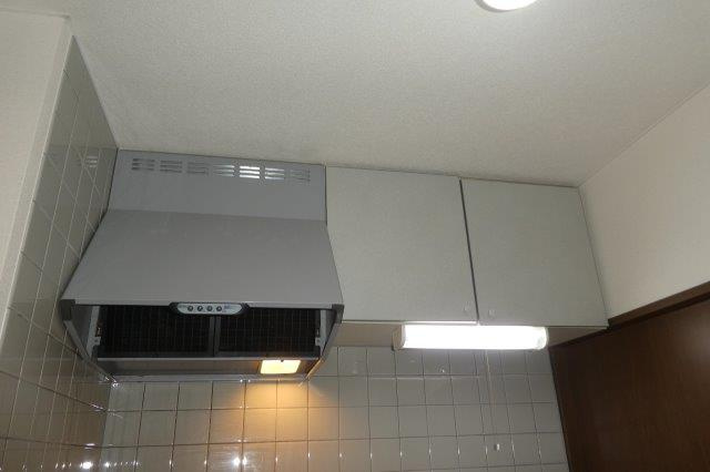 アプローズのキッチン|キッチン上収納