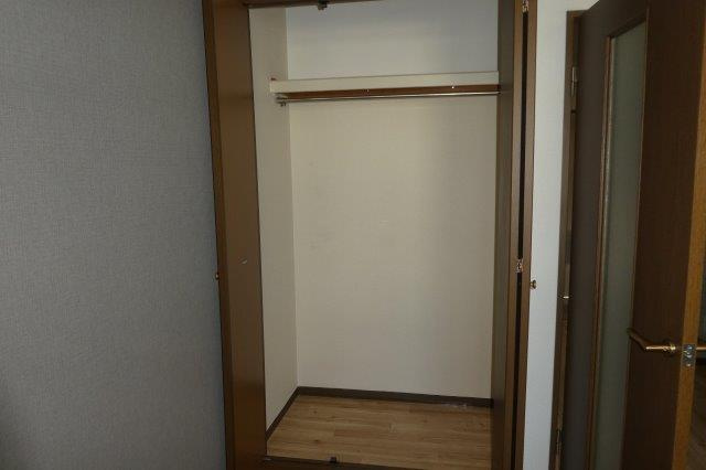 アプローズの収納|クローゼット