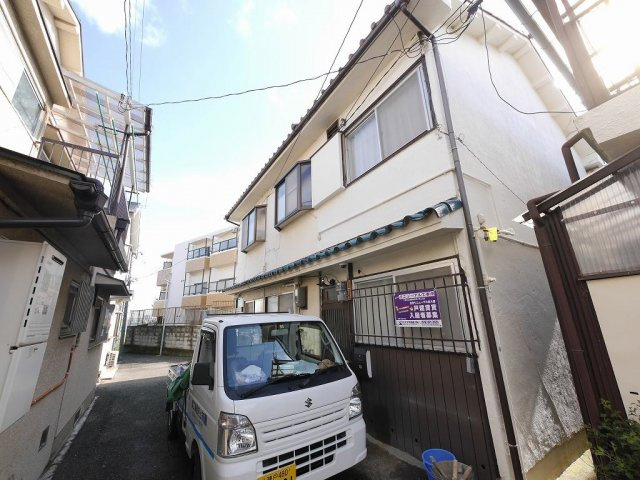 上池田６丁目連棟戸建の外観