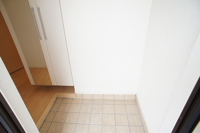 シャンボア２の玄関