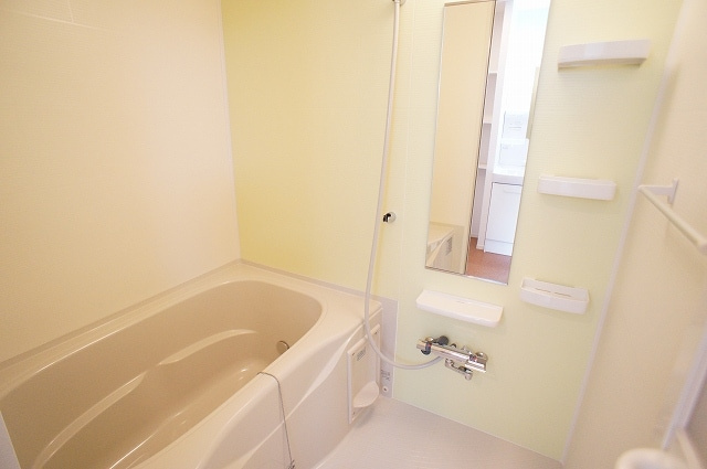 シャンボア２の浴室