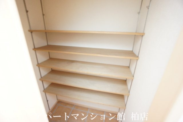 レジデンスアマーレの収納|★大容量シューズボックス★