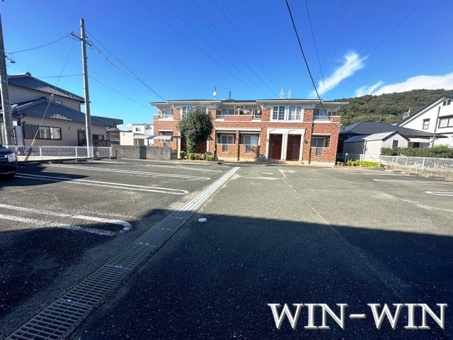 ラ・プリマヴェーラの駐車場