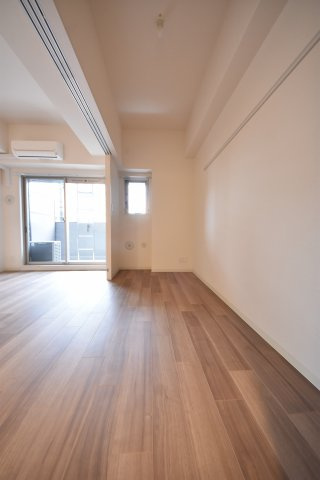 【寝室】 | エスライズ神戸三宮山手通弐番館